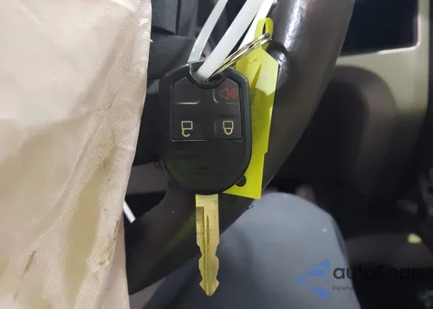 2013 Ford F-150 Xlt z USA, uszkodzony, nr VIN 1FTMF1CM3DKE69548